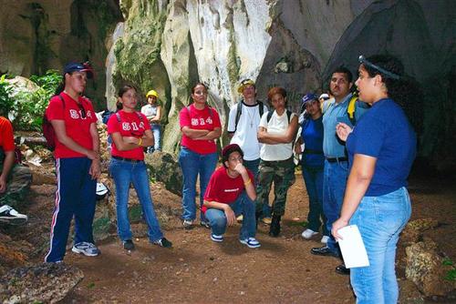 cuevas0025_Small.jpg
